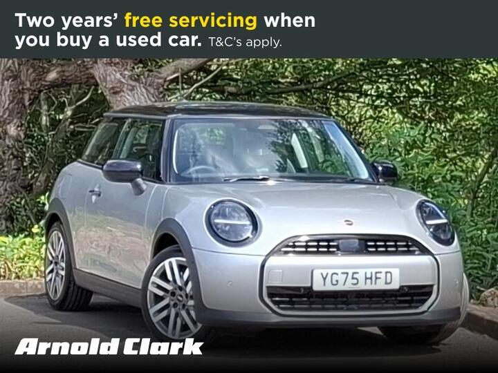 MINI Cooper 1.5C Classic Steptronic Euro 6 (s/s) 3dr