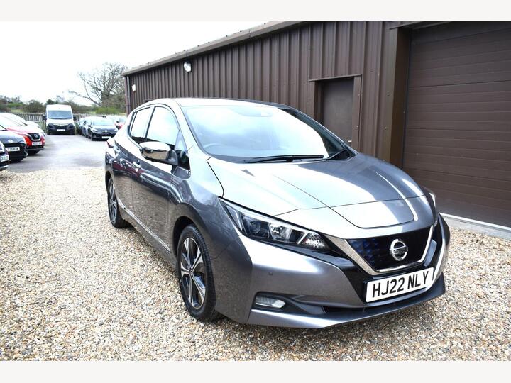 Nissan Leaf 40kWh N-Connecta Auto 5dr