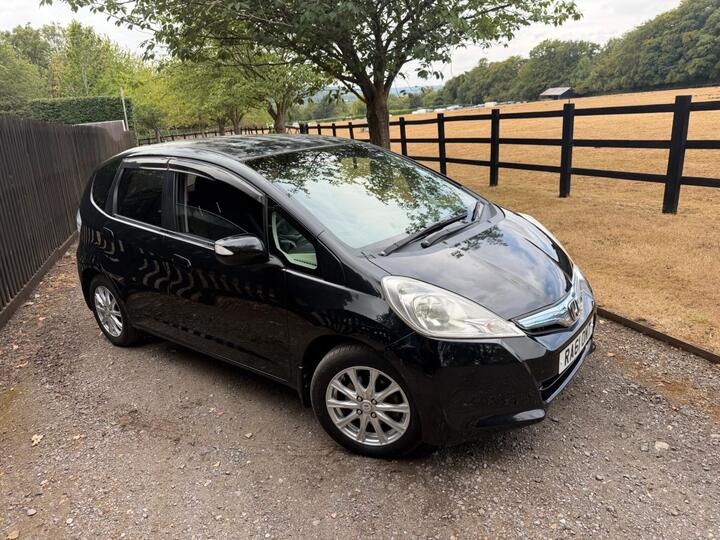 Honda Fit 1.3 PETROL HYBRID AUTOMATIC
