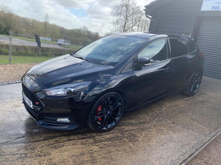 Ford Focus 2.0T EcoBoost ST-3 Euro 6 (s/s) 5dr