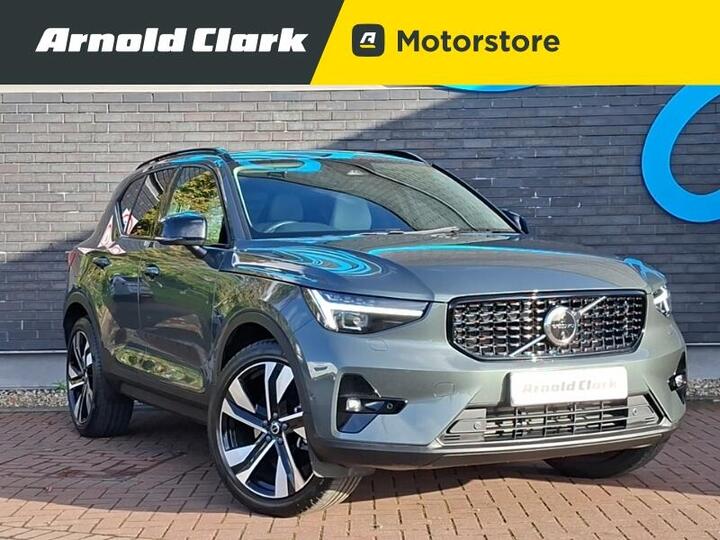 Volvo XC40 2.0 B4 MHEV Ultra Dark DCT Auto Euro 6 (s/s) 5dr
