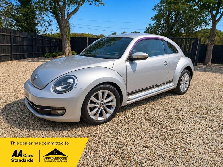Volkswagen Beetle 1.2 TSI BlueMotion Tech Design Hatchback 3dr Petrol DSG Euro 6 (s/s) (105 Ps)