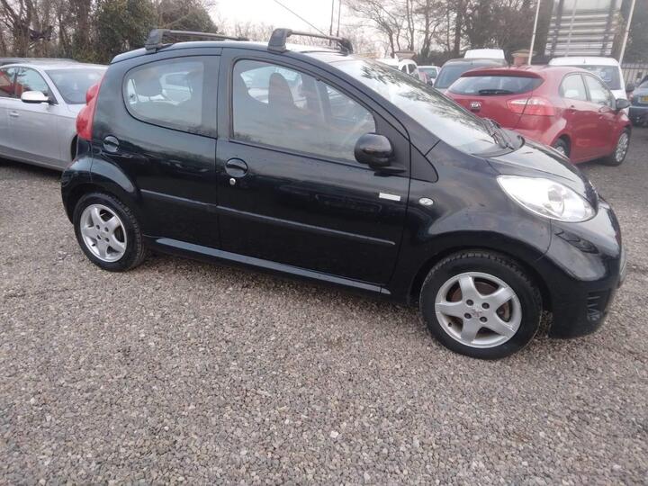 Peugeot 107 1.0 12V Millesim Euro 4 5dr