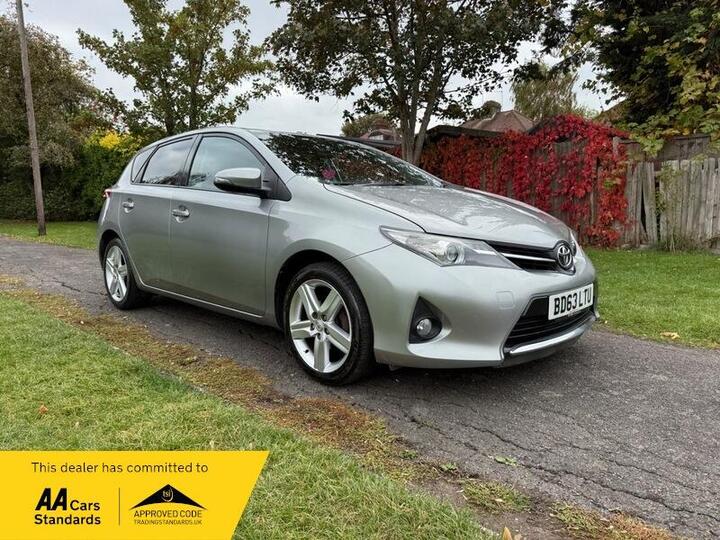 Toyota Auris 1.6 V-Matic Sport Euro 5 5dr