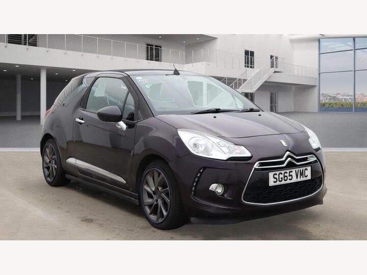 DS AUTOMOBILES DS 3 1.6 BlueHDi DStyle Cabriolet Euro 6 (s/s) 2dr DS AUTOMOBILES DS 3 1.6 BlueHDi DStyle Cabriolet Euro 6 (s/s) 2dr