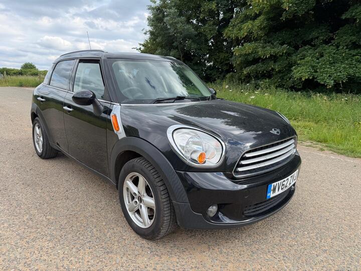 MINI Countryman 1.6 Cooper Euro 5 (s/s) 5dr
