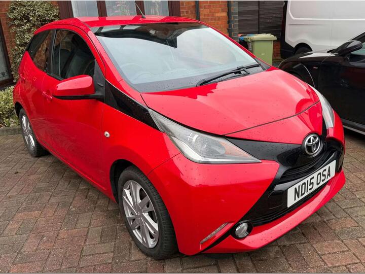 Toyota AYGO 1.0 VVT-i X-pression X-wave X-shift Euro 5 5dr Euro 5