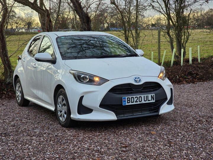 Toyota Yaris Hybrid Automatic Best4 Family& Beginners