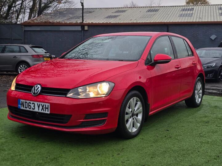 Volkswagen Golf 1.6 TDI BlueMotion Tech SE DSG Euro 5 (s/s) 5dr