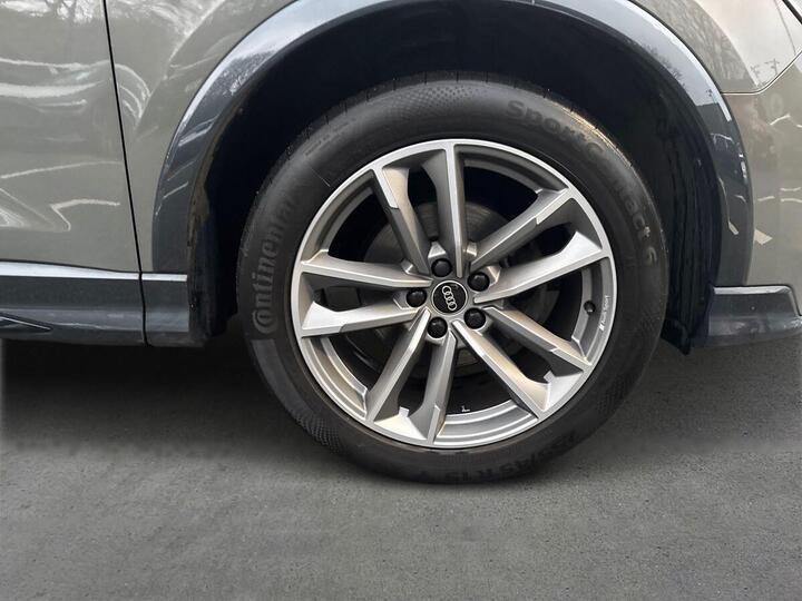 Audi Q3 1.5 TFSI CoD 35 Black Edition S Tronic Euro 6 (s/s) 5dr