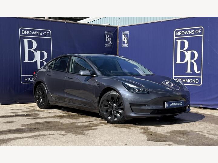 Tesla Model 3 Auto RWD 4dr