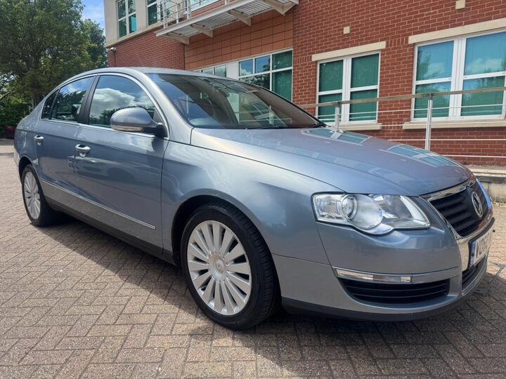 Volkswagen Passat 2.0 TDI BlueMotion Tech Highline Euro 5 (s/s) 4dr