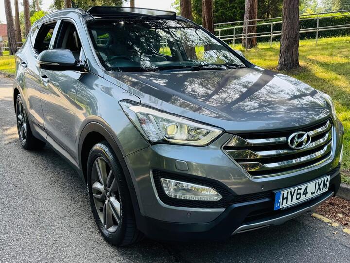 Hyundai Santa Fe 2.2 CRDi Premium SE 4WD Euro 5 5dr (7 Seat) Hyundai Santa Fe 2.2 CRDi Premium SE 4WD Euro 5 5dr (7 Seat)