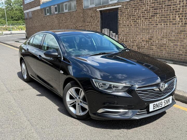 Vauxhall Insignia 1.6 Turbo D EcoTEC Tech Line Nav Grand Sport Euro 6 (s/s) 5dr Vauxhall Insignia 1.6 Turbo D EcoTEC Tech Line Nav Grand Sport Euro 6 (s/s) 5dr