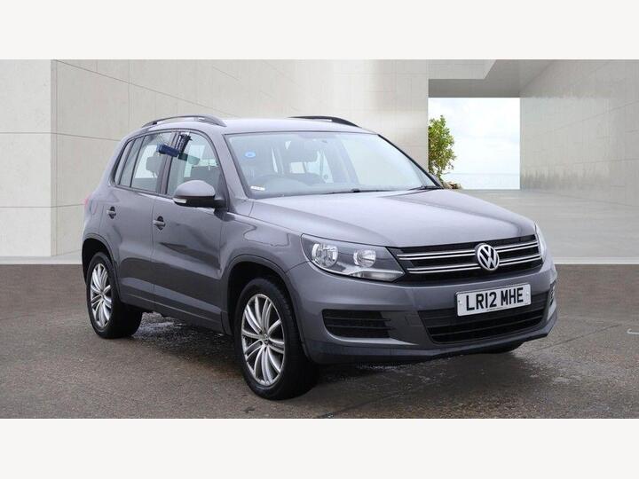 Volkswagen Tiguan 2.0 TDI BlueMotion Tech S DSG 4WD Euro 5 (s/s) 5dr