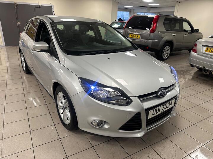 Ford Focus 1.6 TDCi Zetec Euro 5 (s/s) 5dr