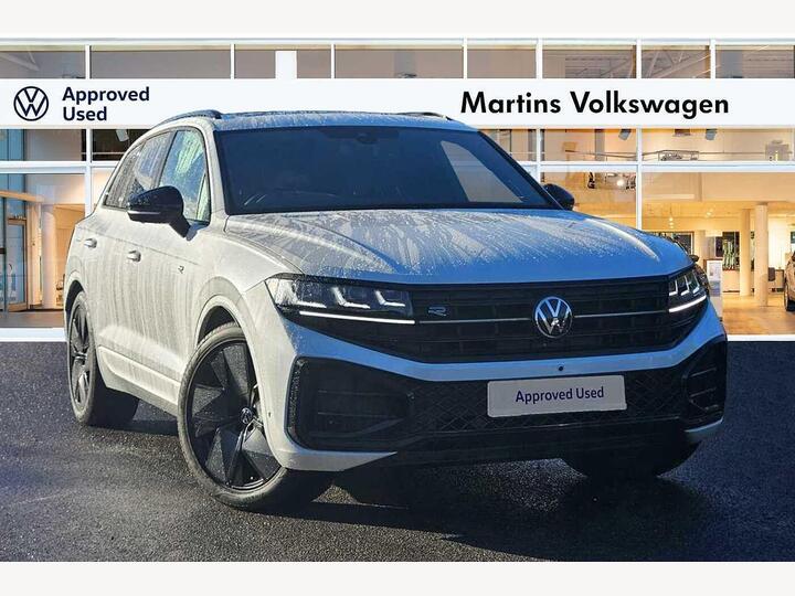 Volkswagen Touareg 3.0 TDI V6 Black Edition Tiptronic 4Motion Euro 6 (s/s) 5dr