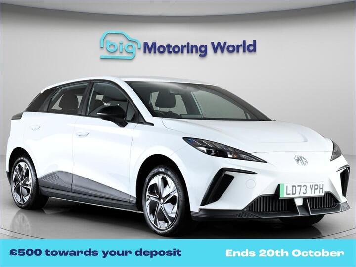 MG MG4 64kWh SE Long Range Auto 5dr