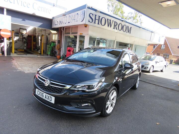 Vauxhall Astra 1.6 CDTi BlueInjection SRi Sports Tourer Euro 6 (s/s) 5dr
