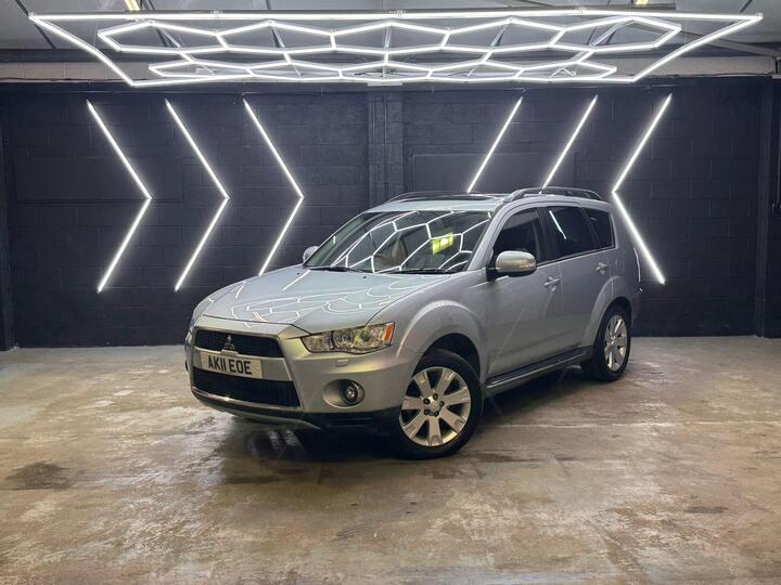 Mitsubishi Outlander 2.2 DI-D GX4 SST 4WD Euro 5 5dr