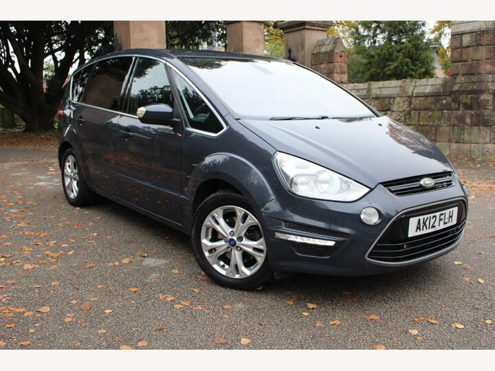 Ford S-Max 2.2 TDCi Titanium Euro 5 5dr