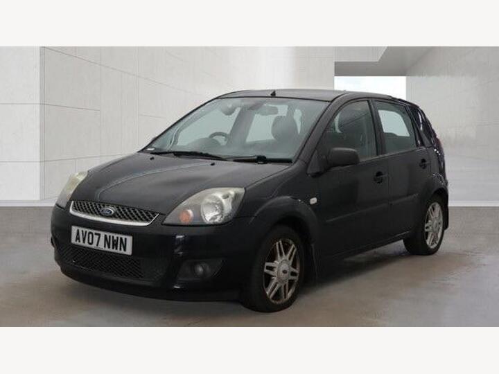 Ford Fiesta 1.4 Ghia 5dr