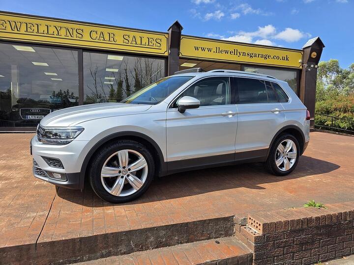 Volkswagen Tiguan 2.0 TDI SEL DSG Euro 6 (s/s) 5dr