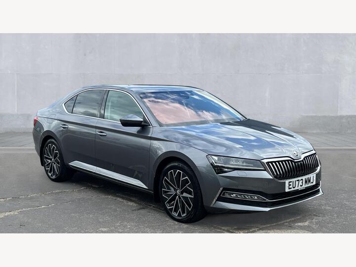 Skoda Superb 2.0 TSI Laurin & Klement DSG 4WD Euro 6 (s/s) 5dr Skoda Superb 2.0 TSI Laurin & Klement DSG 4WD Euro 6 (s/s) 5dr