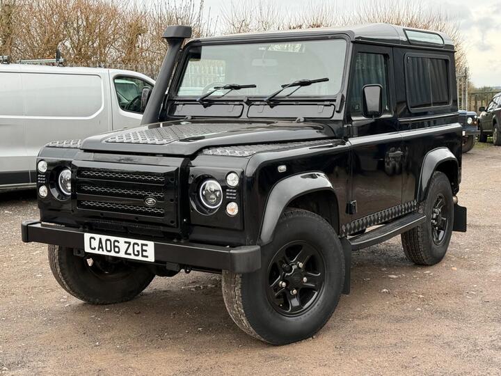 Land Rover Defender 90 2.5 TD5 XS Station Wagon 3dr Land Rover Defender 90 2.5 TD5 XS Station Wagon 3dr