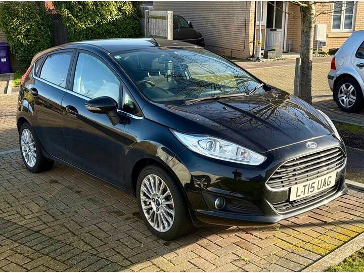 Ford Fiesta 1.0T EcoBoost Titanium Euro 5 (s/s) 5dr