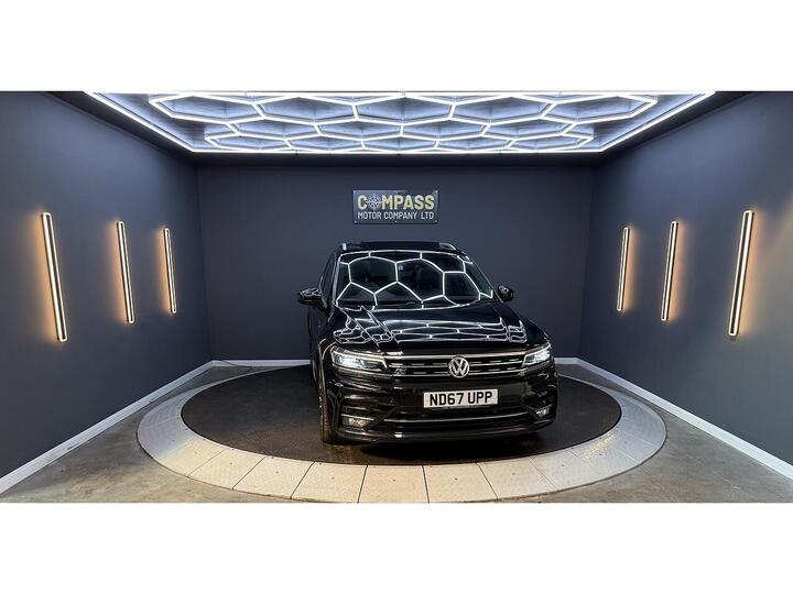 Volkswagen Tiguan 2.0 TDI R-Line DSG 4Motion Euro 6 (s/s) 5dr