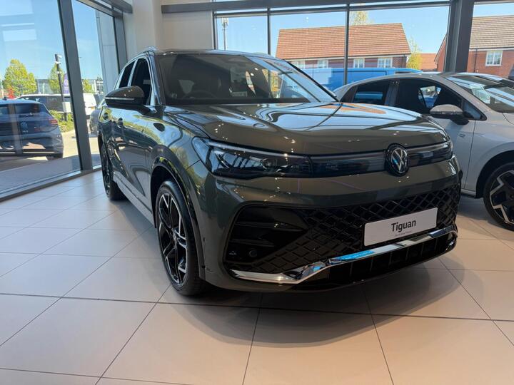 Volkswagen Tiguan 1.5 ETSI MHEV R-Line DSG Euro 6 (s/s) 5dr