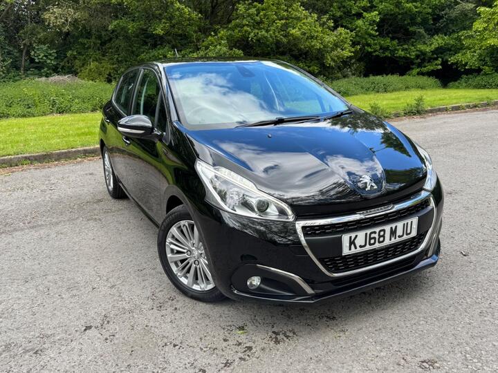 Peugeot 208 1.2 PureTech Signature Euro 6 (s/s) 5dr