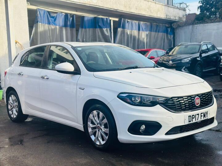 Fiat Tipo 1.4 MPI Easy Plus Euro 6 5dr