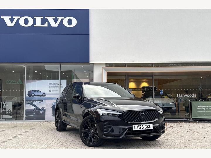 Volvo XC60 2.0 B5 MHEV Plus Black Edition Auto AWD Euro 6 (s/s) 5dr