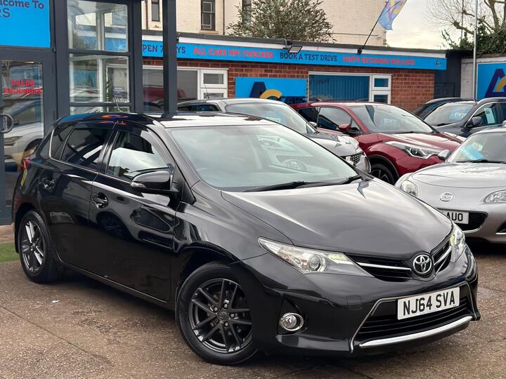 Toyota Auris 1.6 V-Matic Icon Plus Euro 5 5dr Toyota Auris 1.6 V-Matic Icon Plus Euro 5 5dr