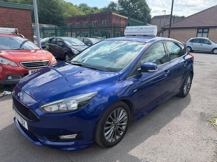 Ford Focus 1.0T EcoBoost ST-Line Euro 6 (s/s) 5dr