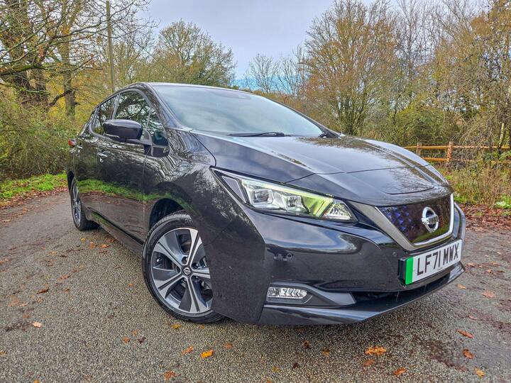 Nissan Leaf 40kWh Tekna Auto 5dr Nissan Leaf 40kWh Tekna Auto 5dr