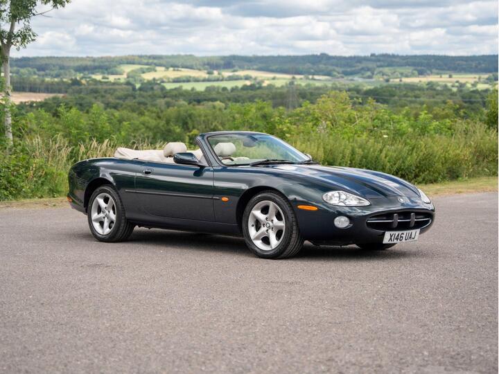 Jaguar XK8 4.0 2dr