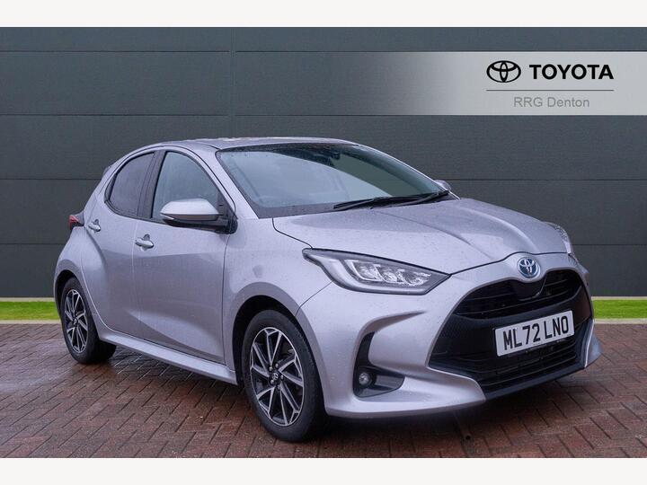 Toyota Yaris 1.5 VVT-h Design E-CVT Euro 6 (s/s) 5dr Toyota Yaris 1.5 VVT-h Design E-CVT Euro 6 (s/s) 5dr