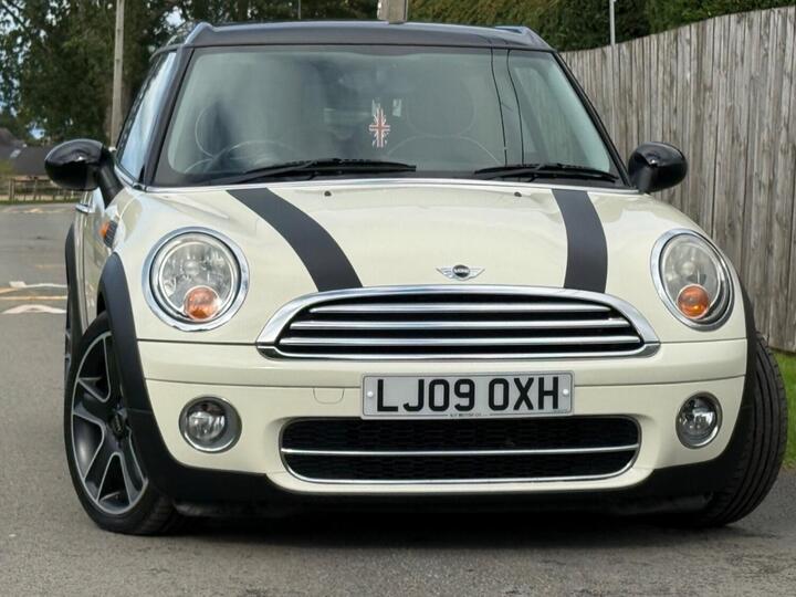 MINI CLUBMAN 1.6 Cooper D Steptronic Euro 4 5dr MINI CLUBMAN 1.6 Cooper D Steptronic Euro 4 5dr