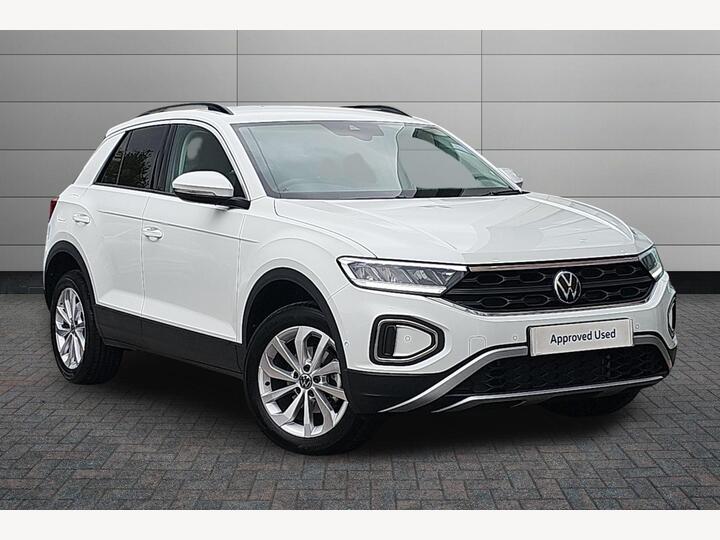 Volkswagen T-Roc 1.5 TSI Match DSG Euro 6 (s/s) 5dr Volkswagen T-Roc 1.5 TSI Match DSG Euro 6 (s/s) 5dr