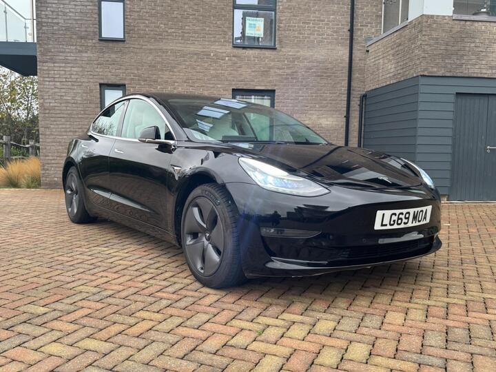 Tesla Model 3 (Dual Motor) Performance Auto 4WDE 4dr (Performance Upgrade)