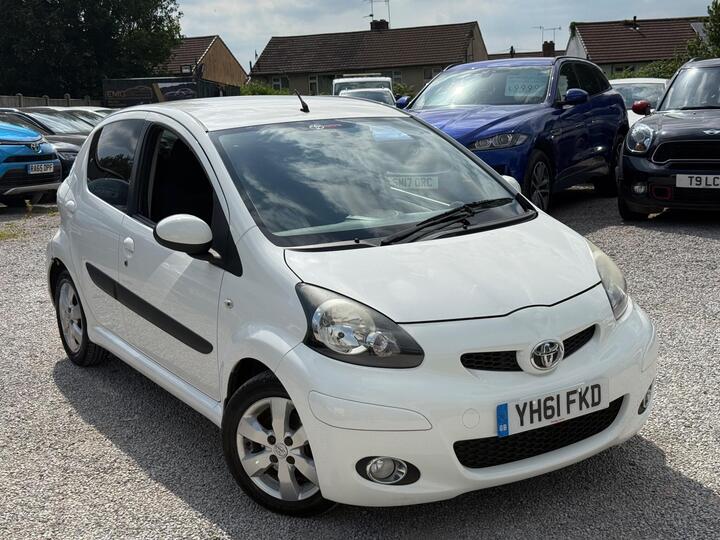 Toyota AYGO 1.0 VVT-i Go Euro 5 5dr