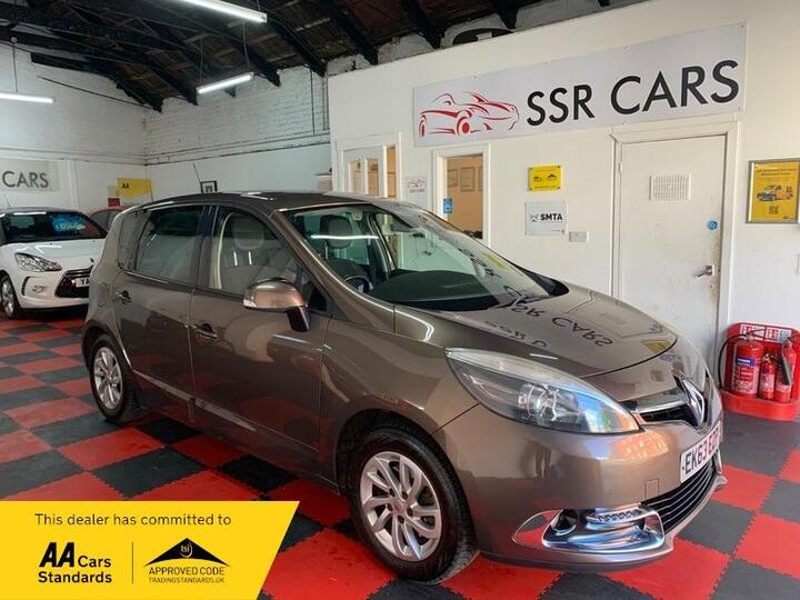 Renault Scenic 1.5 DCi ENERGY Dynamique TomTom Euro 5 (s/s) 5dr