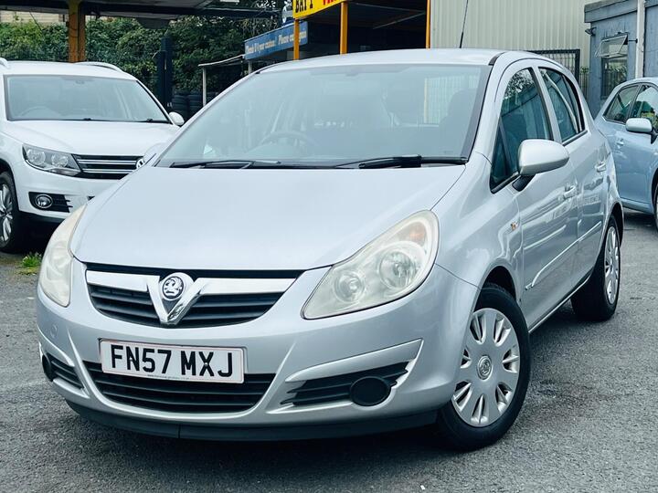 Vauxhall Corsa 1.4i 16v Club 5dr