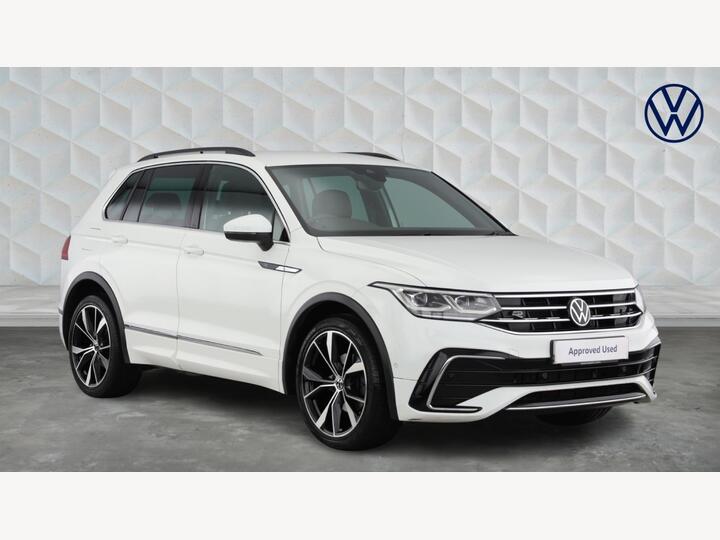 Volkswagen Tiguan 1.5 TSI R-Line DSG Euro 6 (s/s) 5dr Volkswagen Tiguan 1.5 TSI R-Line DSG Euro 6 (s/s) 5dr