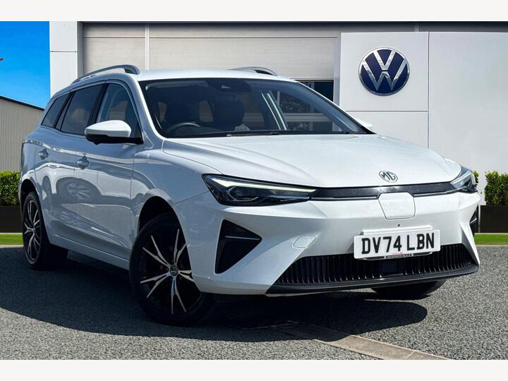 MG MG5 61.1kWh Trophy Long Range Auto 5dr
