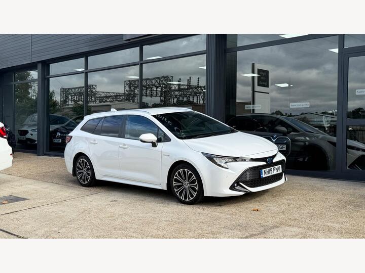 Toyota Corolla 1.8 VVT-h Design Touring Sports CVT Euro 6 (s/s) 5dr