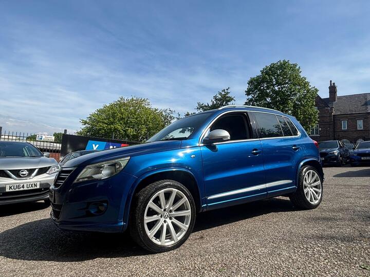 Volkswagen Tiguan 2.0 TDI R-Line 4WD Euro 5 5dr